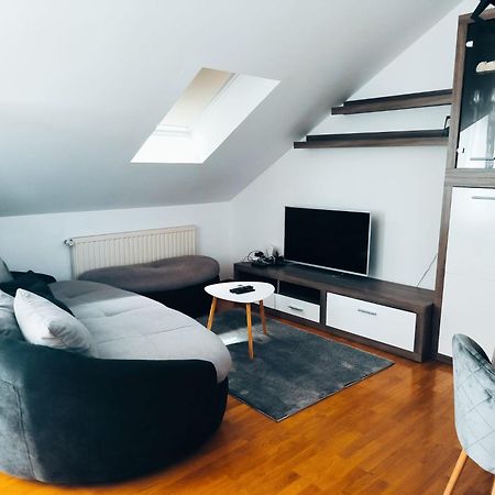 Apartman Jurak Zapresic Bagian luar foto